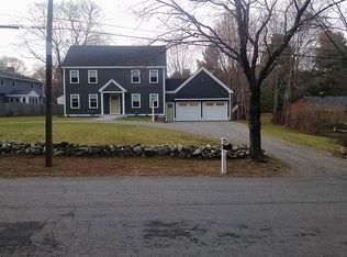 8 Warner Rd, Ipswich, MA 01938