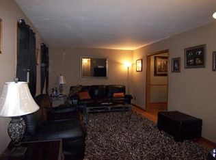 561 Stoneleigh Rd, Oneida, NY 13421