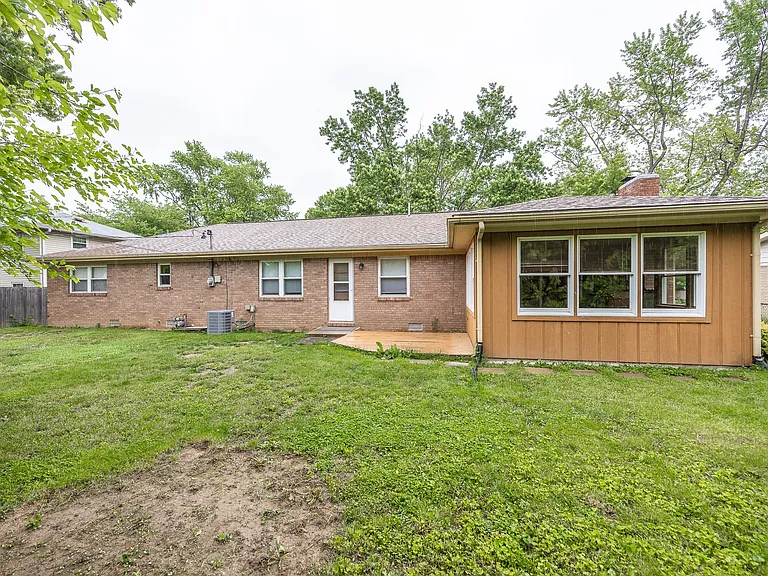 628 Ash Dr — Photo 20