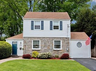 127 Manning Ave, River Edge, NJ 07661