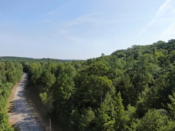 Brown Rd, Northport, AL 35475
