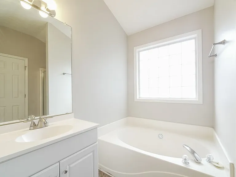 11469 Vinea Way — Photo 12