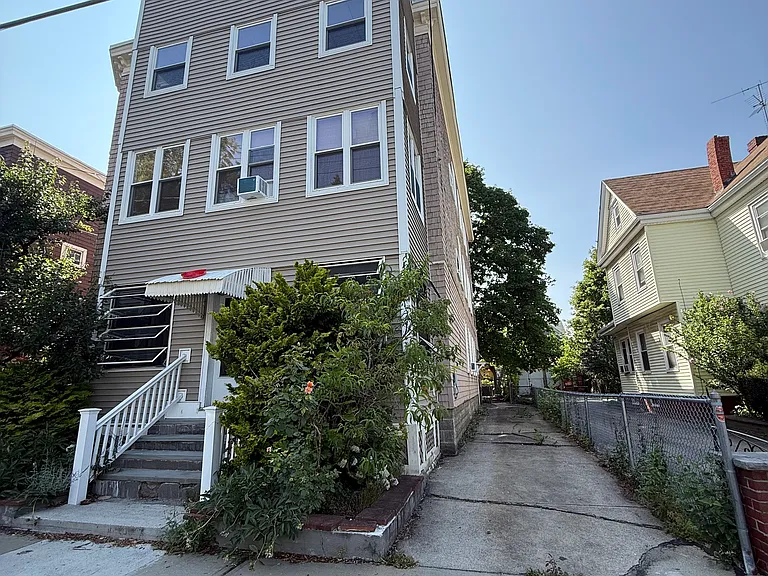 50 Cherry St #1 — Photo 15