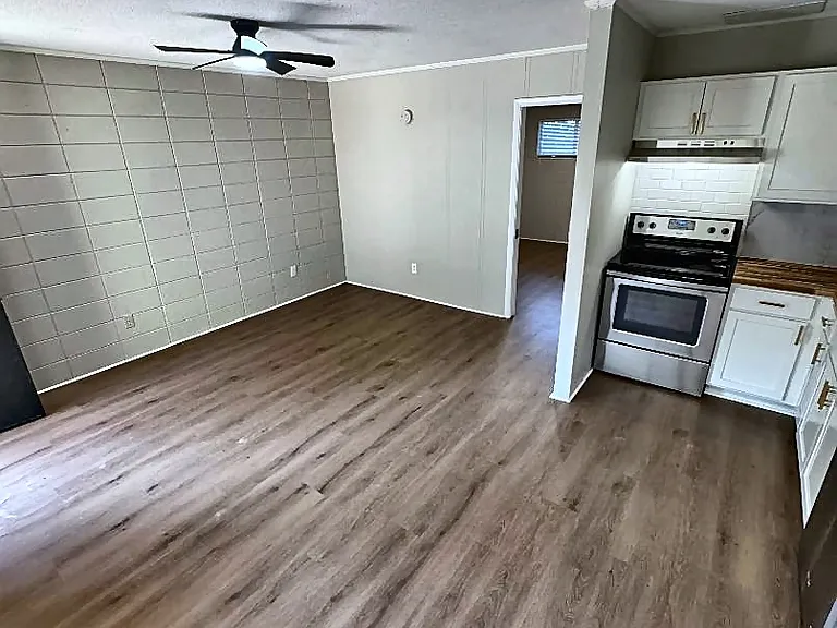 1312 N Adams St #3 — Photo 3