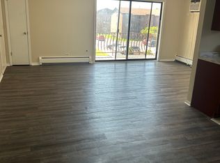 5740 Independence Ave Unit 3, Oak Forest, IL 60452