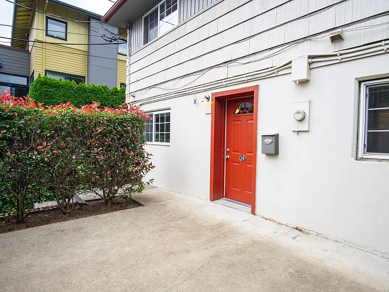 5025 S Corbett Ave #19 — Photo 13