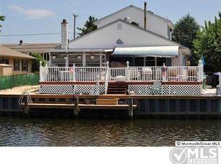 122 Royal Dr, Brick, NJ 08723