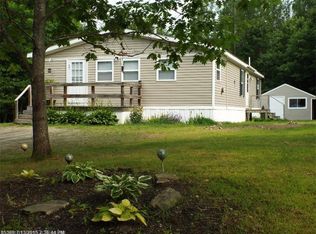 27 Bessie Rd, Winthrop, ME 04364