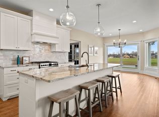 2018 Approach Dr, Auburn, IN 46706