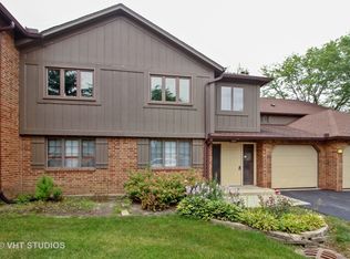 13310 S Country Club Ct APT 2A, Palos Heights, IL 60463