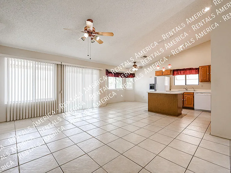 2720 Leisure World — Photo 9