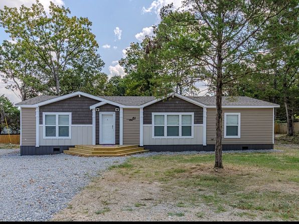 61 Sumac Dr