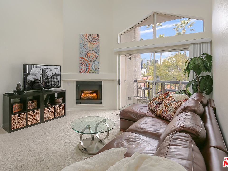 1st image of 5525 Canoga Ave APT 302