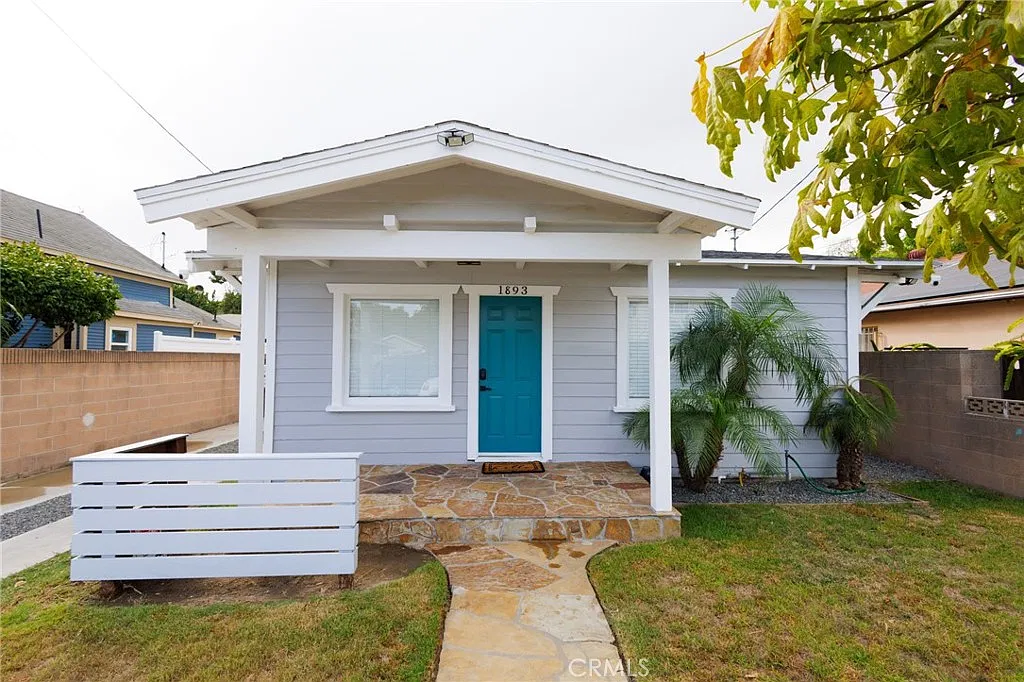 2 bed, 1100 sqft, $3,100 — Photo 1