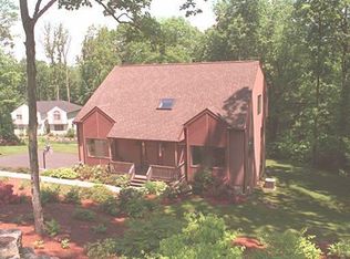 4 Long Hill Dr, New Fairfield, CT 06812