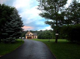 339 Fairview Rd, Manheim, PA 17545