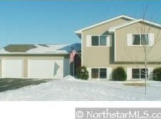 310 Hogan Dr, Montrose, MN 55363
