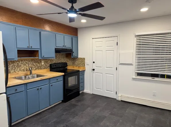 (undisclosed Address), East Northport, NY 11731