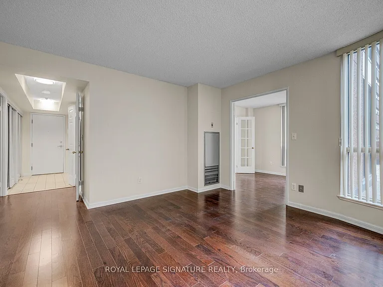 7 Carlton St #306 — Photo 7