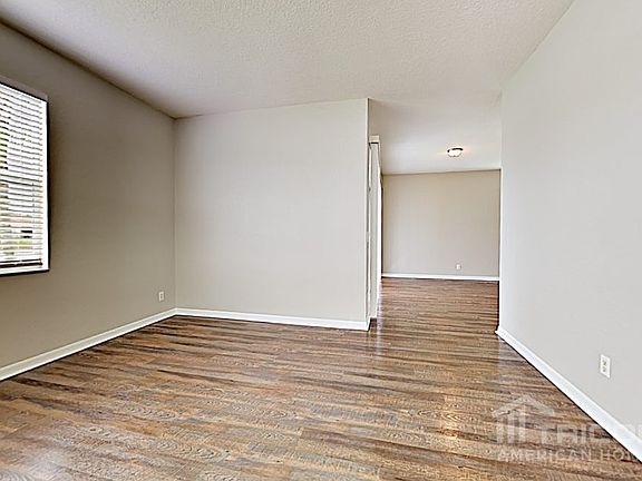 4th image of 9302 Logwood Ct
