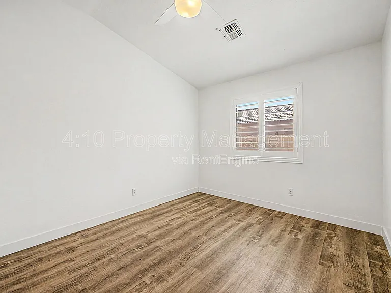 3296 E Warbler Rd — Photo 18