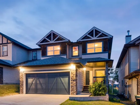 91 S Saint Moritz Ter SW, Calgary, AB T3H 5Y1