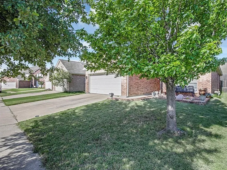 12608 Clarksburg Trl — Photo 7