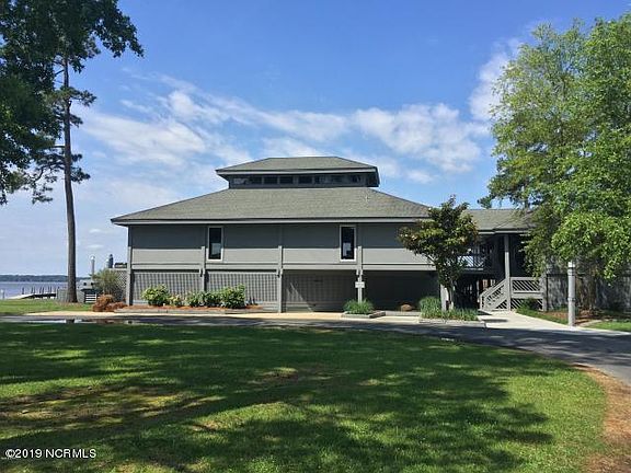 3rd image of 168 Pamlico River Drive
