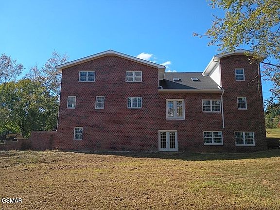 5th image of 626 Briarwood Dr Lot 6