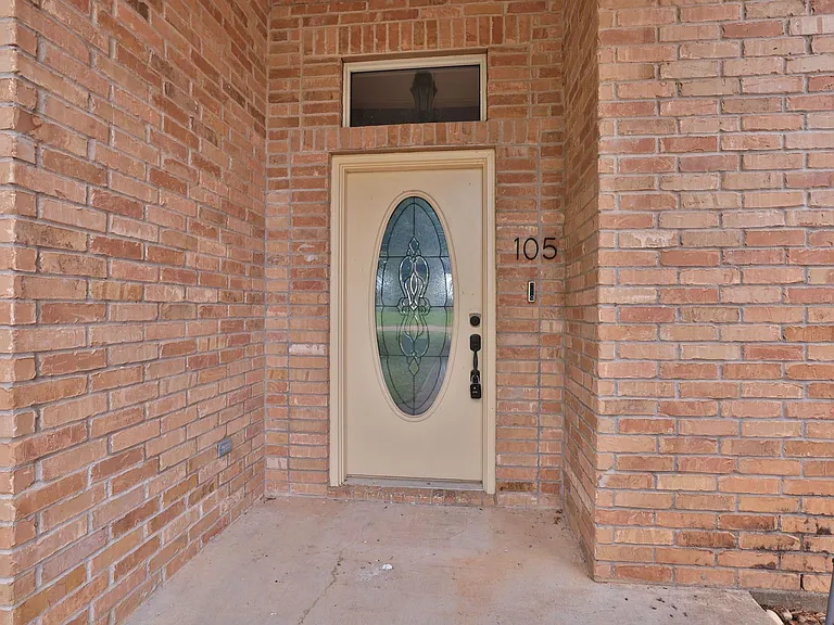 105 Lawrence Marshall Dr — Photo 4
