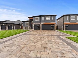 111 Lambert St, Amherstburg, ON N9V 0G6