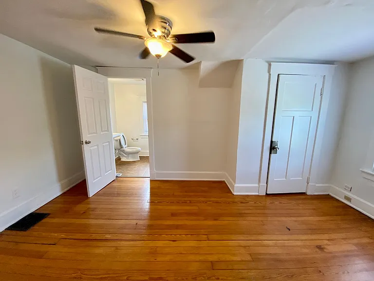 4200 Marburg Ave — Photo 17
