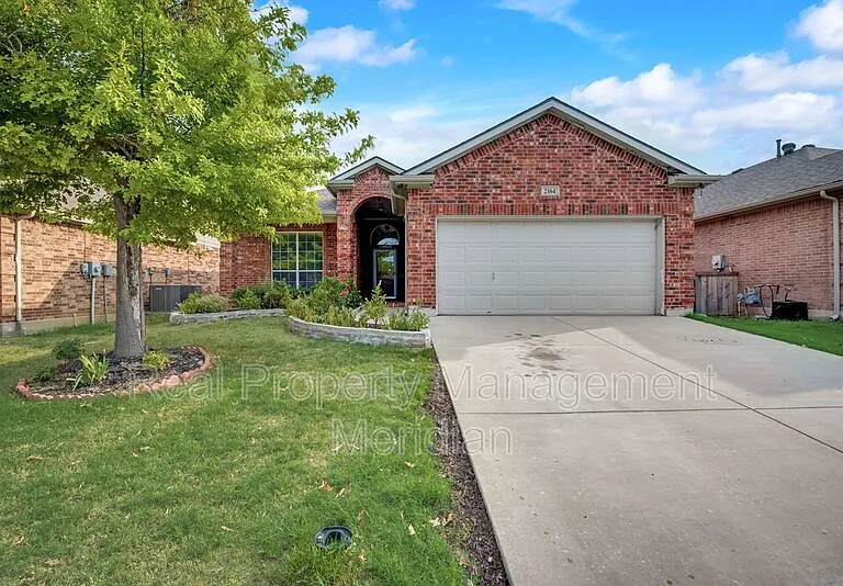 2104 Carlotta Dr — Photo 2