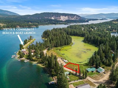 6 Gypsy Bay Rd, Sagle, ID, 83860