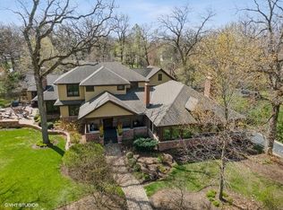 1155 S Shore Dr, Crystal Lake, IL 60014