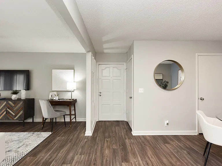 Spacious Entrance