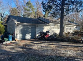 2175 Woods Creek Rd, Robertsville, MO 63072