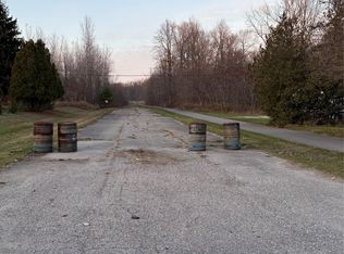 Metcalf Rd, Fort Gratiot, MI 48059