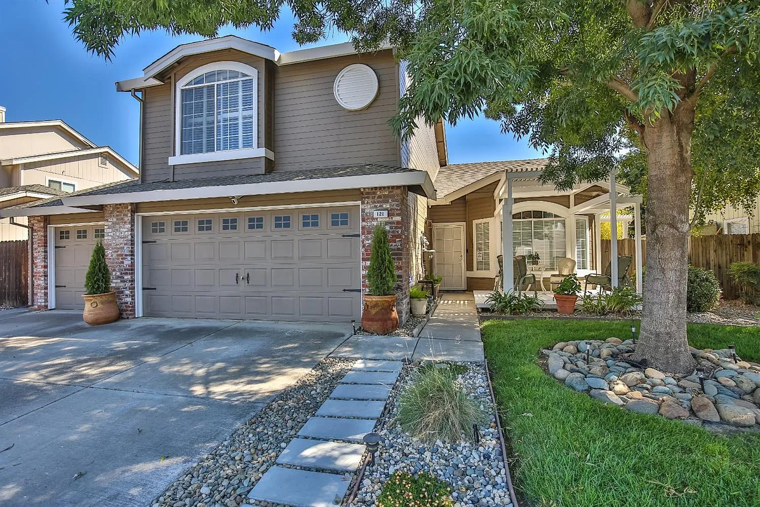 121 Orange St photo 1
