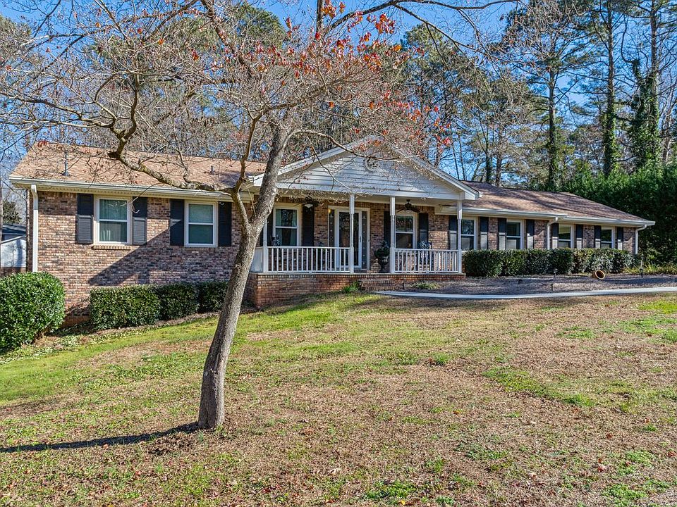 1st image of 5043 Fox Forest Cir