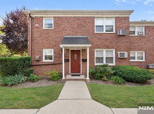 729 Broad Ave APT 1, Ridgefield, NJ 07657