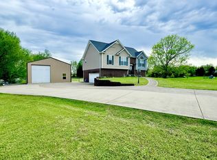 4846 Chester Harris Rd, Woodlawn, TN 37191