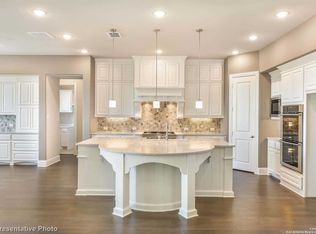 110 Kingston Ct, Boerne, TX 78006