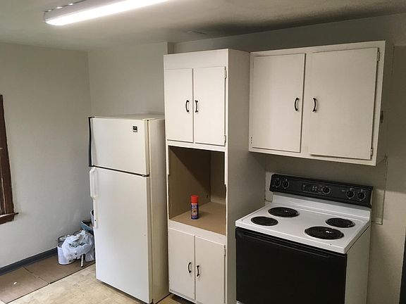 5th image of 21 S Crawford St