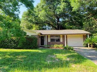 2607 Green Bay Dr, Pensacola, FL 32526