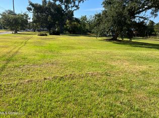 131 Beach View Dr #16, Pass Christian, MS 39571