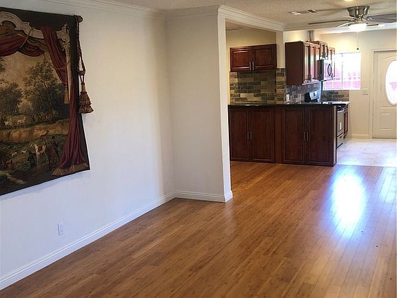 4th image of 8656 Cadillac Ave #A