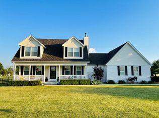 5524 Moro Rd, Moro, IL 62067