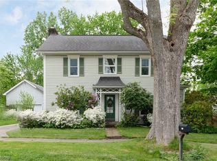 4711 Woodford St, Mantua, OH 44255