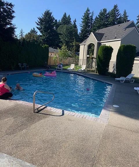 Community pool